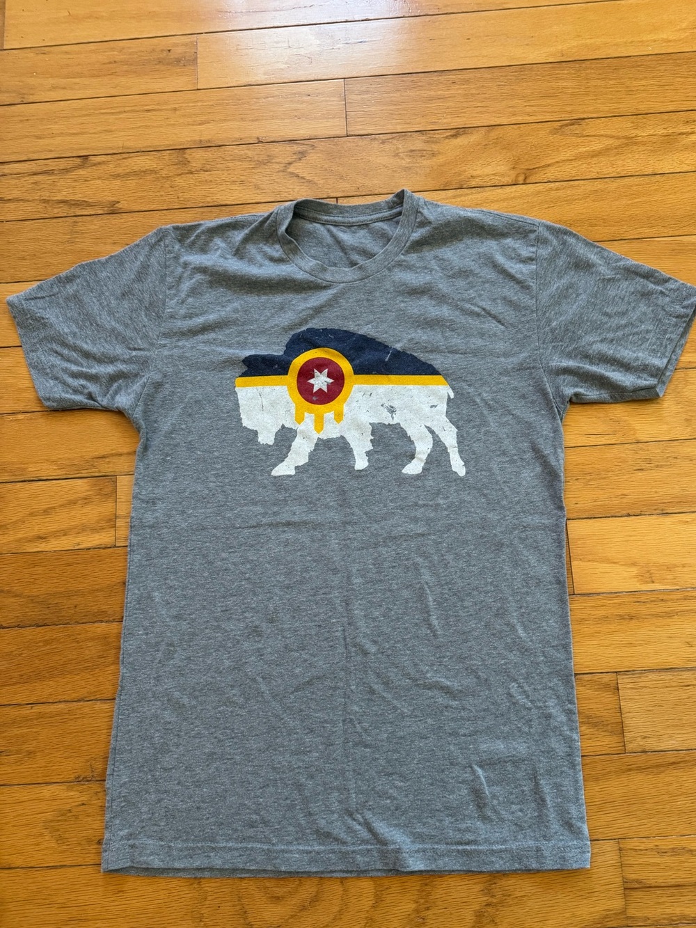 Gray Buffalo Graphic Tee - Women